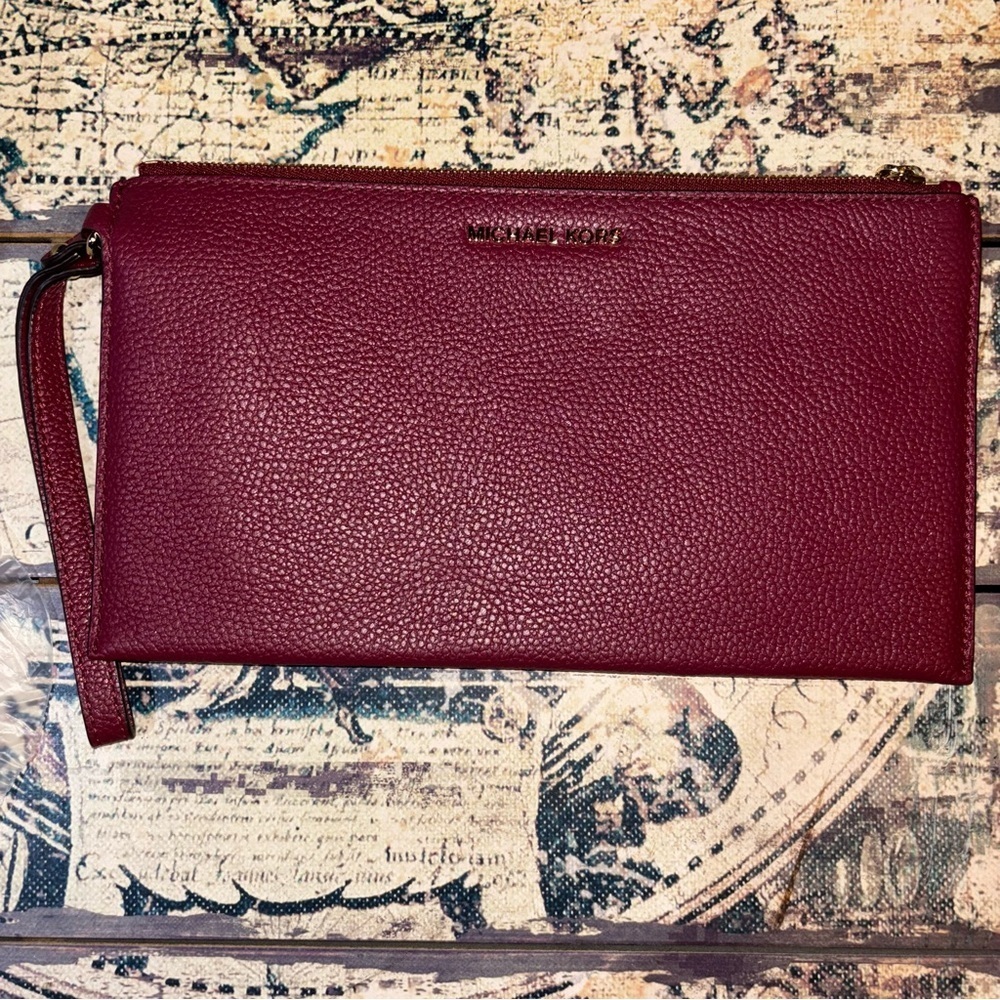 Michael Kors Large Zip Pebble Leather Clutch